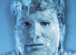 Воронежцы пришли в ужас от трупа, «просидевшего» под их окнами несколько часов