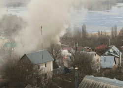 Стали известны подробности пожара по улице Петра Алексеева в Воронеже