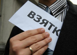 Погоревший на взятке чиновник испоганил Воронежской области конец года