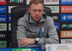 “Можно выдохнуть”: последнюю победу уходящего года прокомментировал главный тренер “Факела”