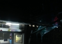 В Воронеже ночью сгорел киоск быстрого питания
