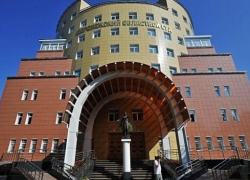 Отец воронежского адвоката-оборотня уходит с поста областного судьи