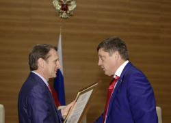 Депутат Олег Пахолков получил благодарность от председателя Государственной Думы Сергея Нарышкина