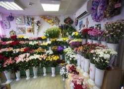 Безоружный бывший зек ограбил воронежскую цветочницу