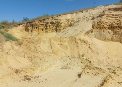 На 42 млн рублей нанес ущерб почвам очередной незаконный карьер в Воронежской области