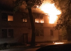 Ночной поджог воронежской двухэтажки горожане назвали терроризмом
