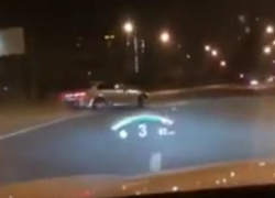 Опасные забавы богача на BMW M3 сняли на видео в Воронеже 