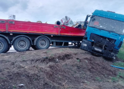 Водитель иномарки погиб в массовом ДТП с грузовиками на воронежской трассе