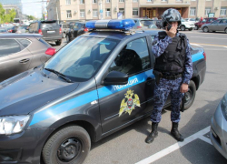 Росгвардия задержала пьяного лихача с пробитыми колесами в центре Воронежа