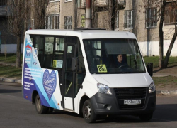 "Купленный" «Единой Россией» для волонтеров автобус вышел на маршрут №88а в Воронеже