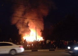 Пожар на Хользунова и строительный клан Воронежа. Председатель ТОС за месяц предупреждала мэра Гусева, что дом готовятся сжечь 