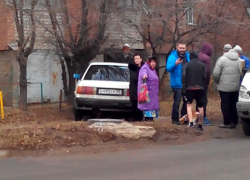 Водитель Audi устроил стрельбу по воронежским хулиганам, мешающим движению его авто