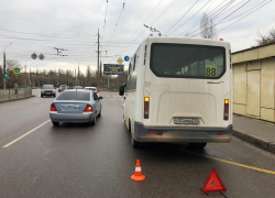 Стало известно, что пенсионерку сбил автобус №88 у остановки в Воронеже