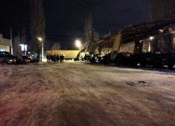 На левом берегу Воронежа поезд столкнулся с фурой и сошел с рельсов