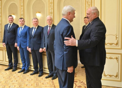 Стало известно, о чём беседовал Александр Гусев с президентом Беларуси в Минске