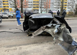 Что осталось от разорванной Audi после смертельного ДТП в Воронеже 