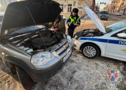 Сильный мороз подставил пожилого мужчину в Воронеже 