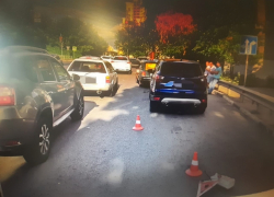 Два ребенка пострадали в двойном ДТП на воронежской улице