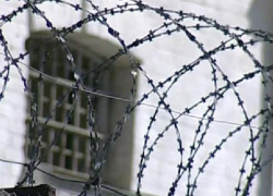 Осужден воронежец, пытавшийся при детях убить жену