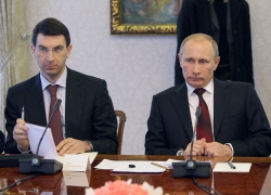 Экс-губернатора Гордеева на посту полпреда заменила «сильная рука» Владимира Путина 