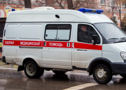 Две машины сбили девочку с самокатом на зебре в Воронеже