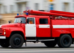 В центре Воронежа загорелись аптека и книжный магазин