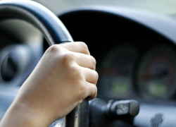 Поездка домой за рулем автомобиля коллеги подвела воронежца под уголовное дело