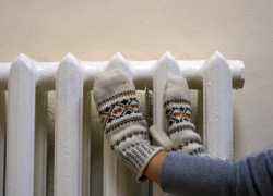 Из-за утечки несколько кварталов в Воронеже остались в мороз без тепла