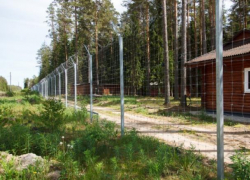 Воронежец разозлил соседей захватом берега реки 