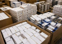 Воронежец попытался вывезти из России 11 тысяч пачек "паленых" сигарет