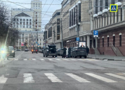 Иномарка сбила женщину на «зебре» в центре Воронежа 