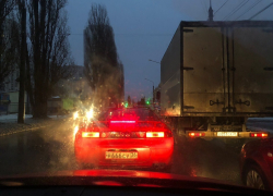 Спортивный автомобиль дьявола сняли на дороге в Воронеже 