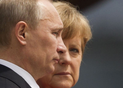 Владимир Путин поручил подготовить ответ на западные санкции