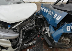 Виновник аварии с четырьмя пострадавшими сбежал с места ДТП в Воронеже