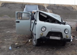  «Буханку» после ДТП с деревом показали воронежские полицейские 