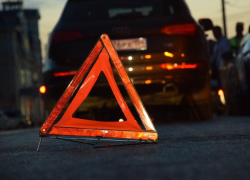 Один человек погиб и шесть пострадали в лобовой аварии на воронежской дороге