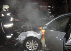 В Советском районе Воронежа ночью сгорела очередная иномарка