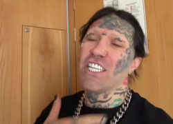 Скандальный репер Ганвест показал свой гостиничный номер в Воронеже