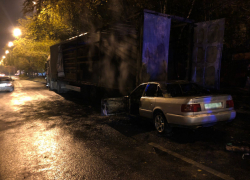 Водителя иномарки, бросившего своего раненого пассажира после ДТП, разыскивают в Воронеже
