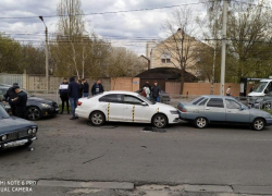 Опубликованы кадры с места столкновения шести машин в Воронеже