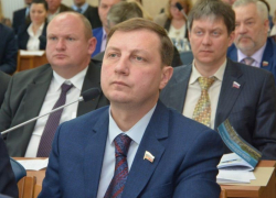 Место оскандалившегося во главе кадастра Букреева занял воронежский депутат 