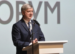 «Мы обескуражены, но отговаривать Гусева от участия в дебатах никто не решится»