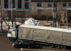 ДТП с фурой перегородило Московский проспект в Воронеже