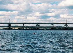 Под Воронежем 15-летний школьник утонул после прыжка с моста в пруд