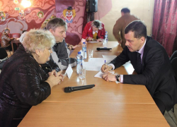 Константину Ашифину не хватает депутатов