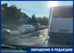Опасная дорога угрожает автомобилям в центре Воронежа 