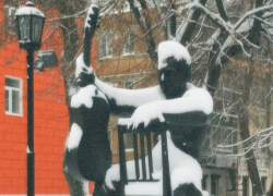 Бронзовый гитарный аккорд на воронежской улице: 88 лет со дня рождения Высоцкого