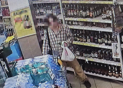 «Похлопал по спине и пытался увести с собой»: воронежцев предупредили о странном поведении мужчины