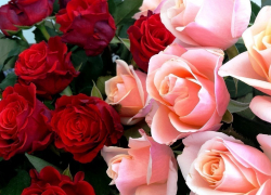 Под Воронежем мужчина украл у родственницы телефон и букет роз