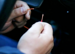 Воронежский угонщик-неудачник не смог уехать на взломанной "шестерке"